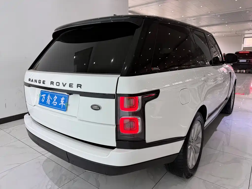Land Rover Range Rover 2017 — фото 18
