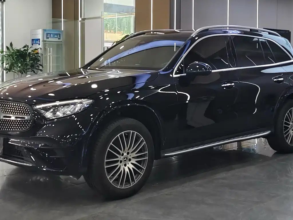 Mercedes-Benz GLC 2024 — фото 1