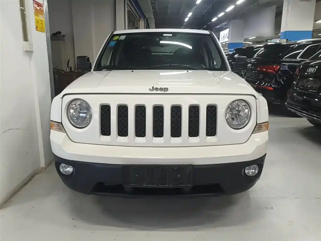 Jeep Patriot 2015 — фото 3