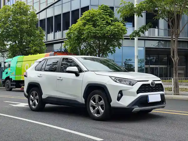 Toyota RAV4 2023