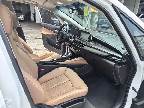 Buick GL6 2022