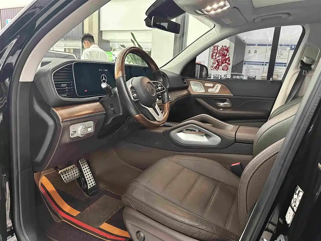 Mercedes-Benz GLS 2023 — фото 9