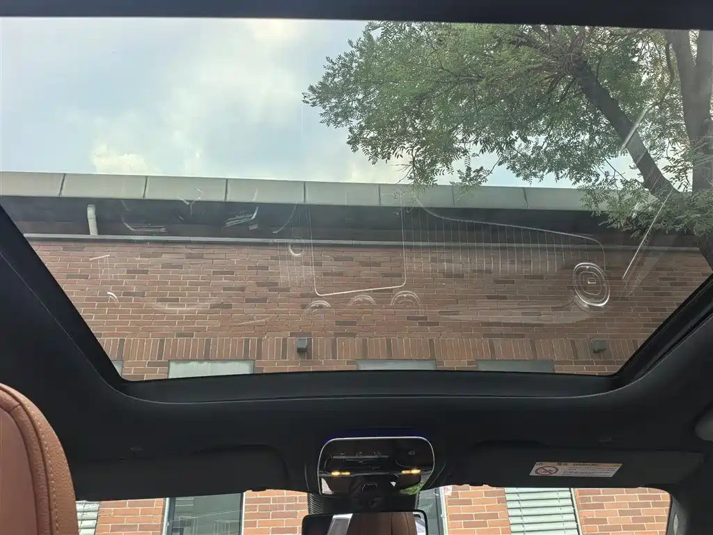 Mercedes-Benz GLC 2023