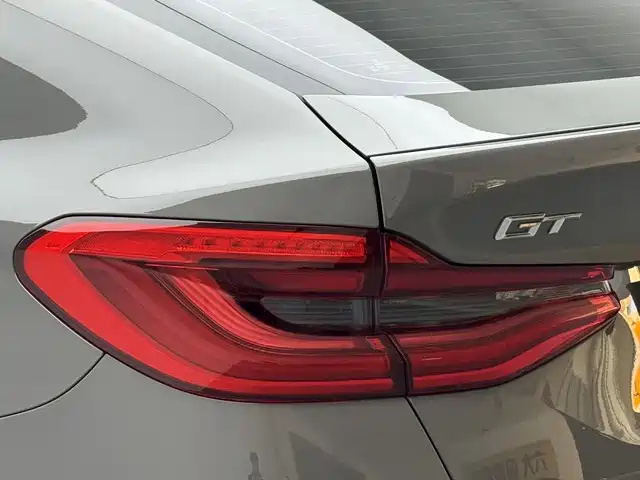 BMW 6 Series GT 2021 — фото 18