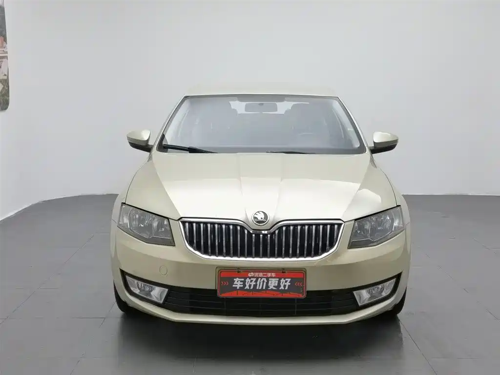 Skoda Octavia 2014 — фото 3