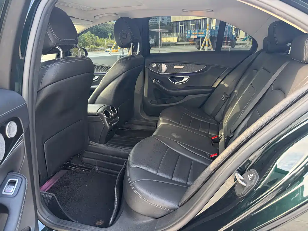 Mercedes-Benz C-Class 2019