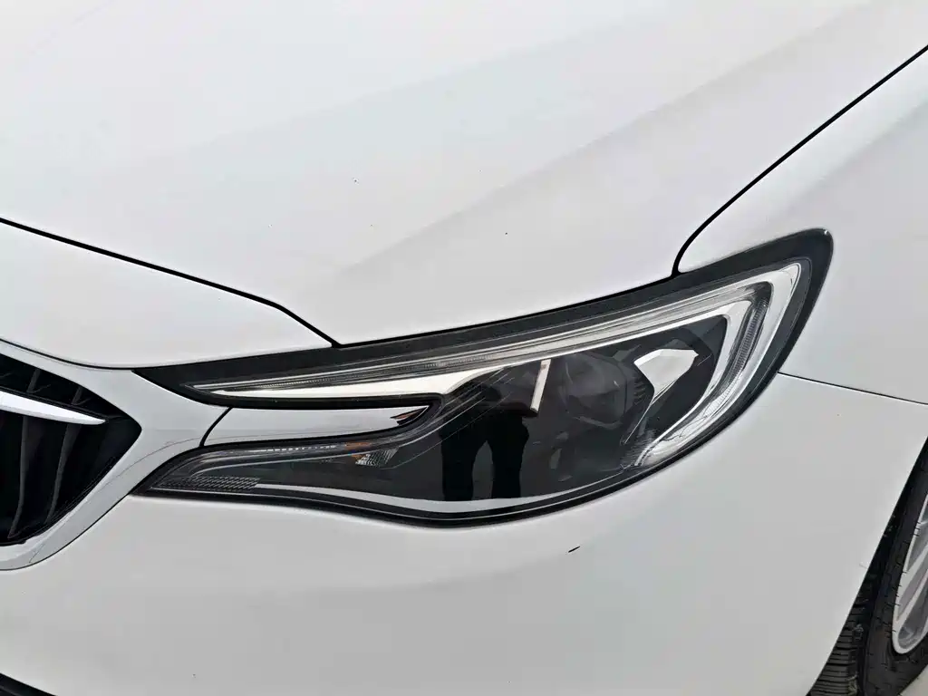 Buick Excelle 2019 — фото 18
