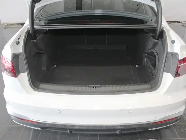 Audi A4L 2024