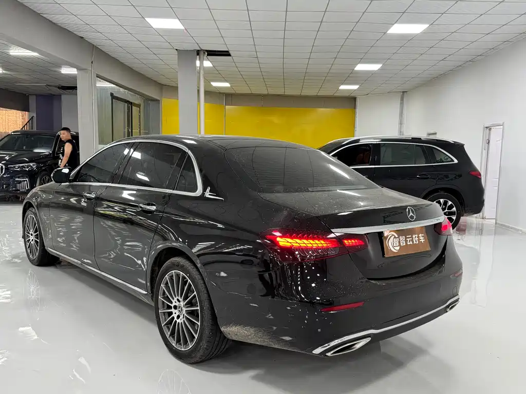 Mercedes-Benz E-Class 2023