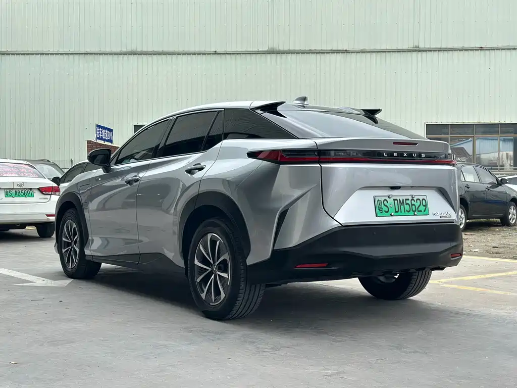 Lexus RZ 2023 — фото 4