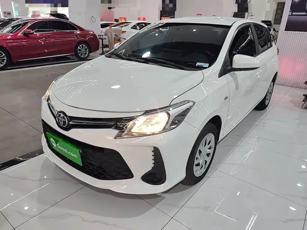 Toyota Vios FS 2023