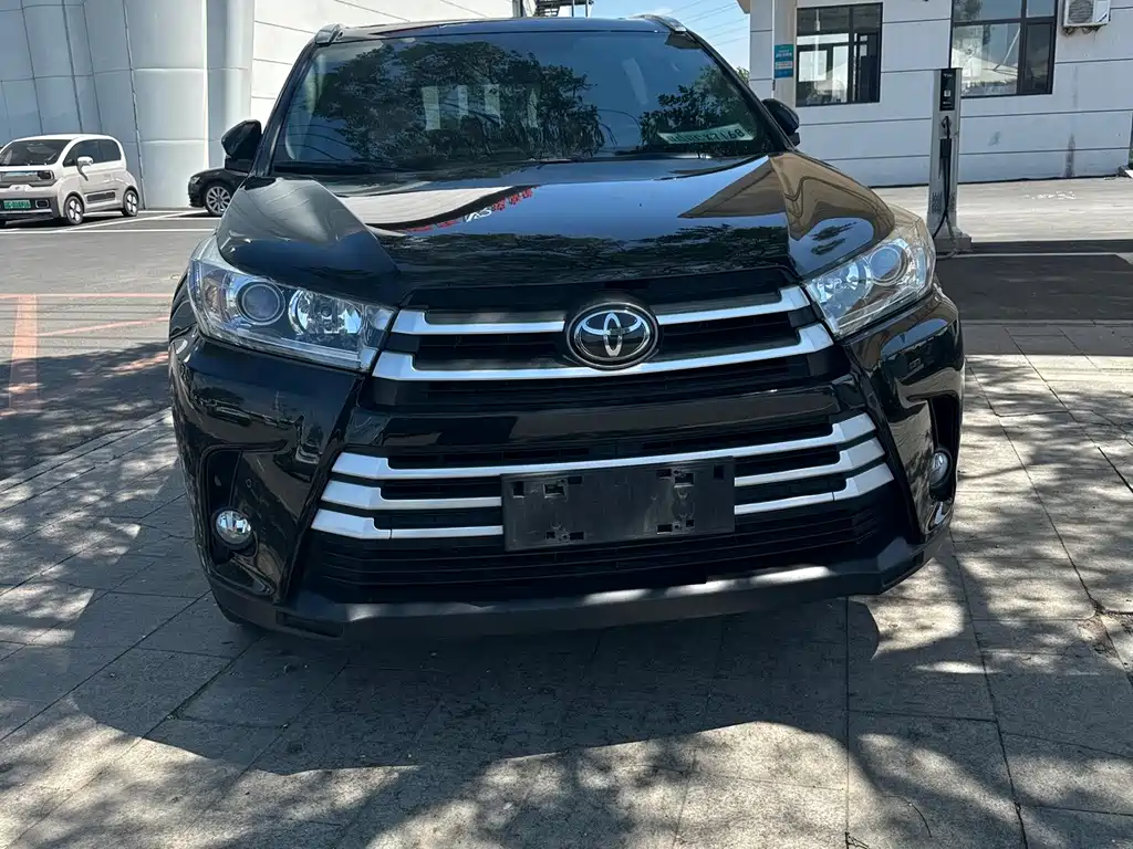 Toyota Highlander 2018 — фото 2