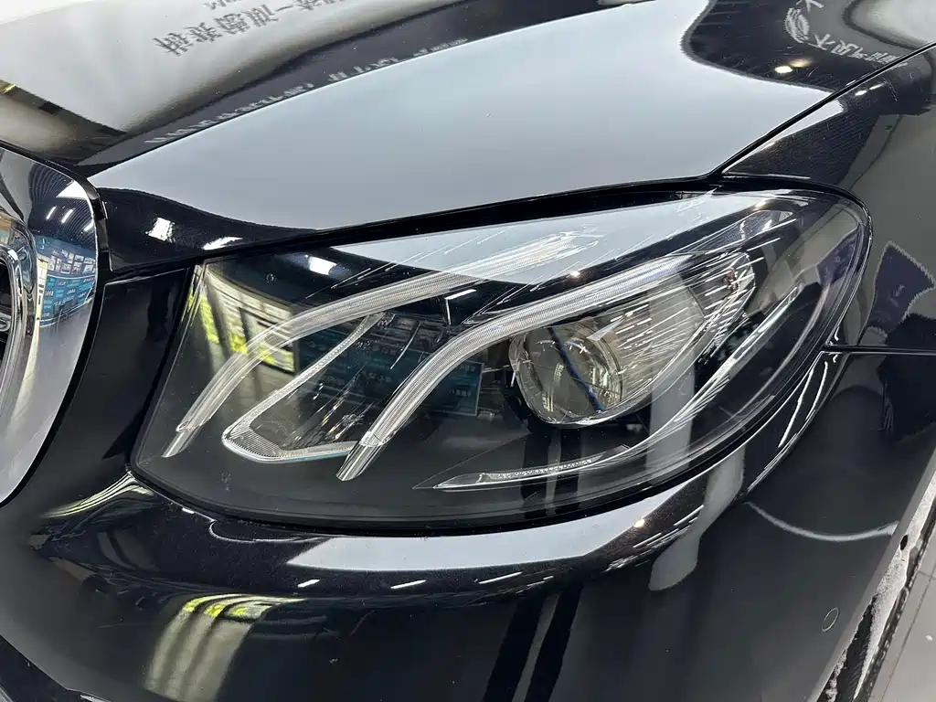 Mercedes-Benz E-Class 2018 — фото 13