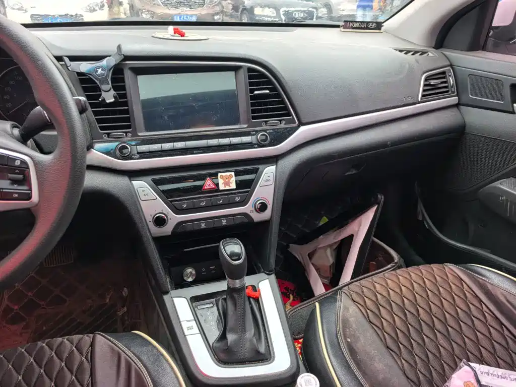 Hyundai Celesta 2017 — фото 12