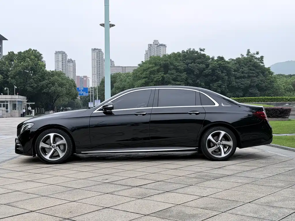 Mercedes-Benz E-Class 2018