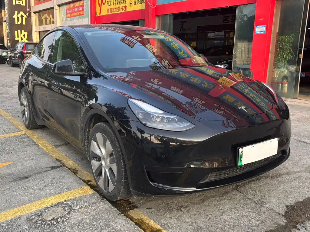 Tesla Model Y 2022 — фото 3