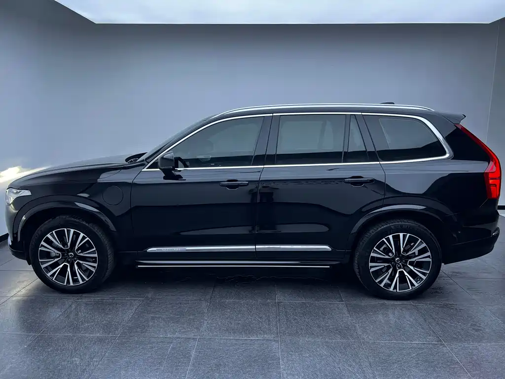 Volvo XC90 Plug-In Hybrid 2024 — фото 4