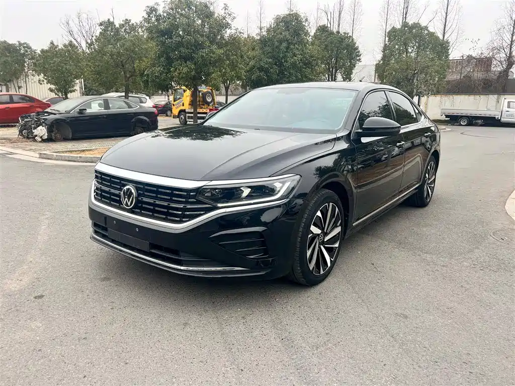 Volkswagen Passat 2022