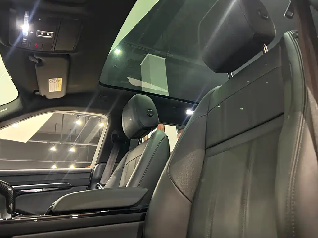 Land Rover Evoque 2021 — фото 10