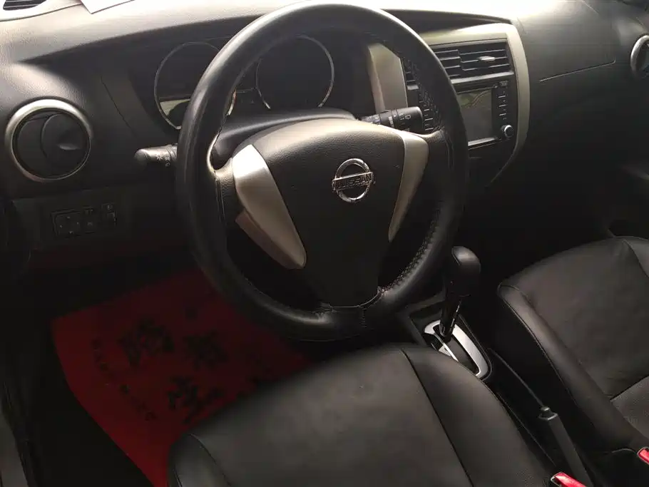 Nissan Livina 2014 — фото 12