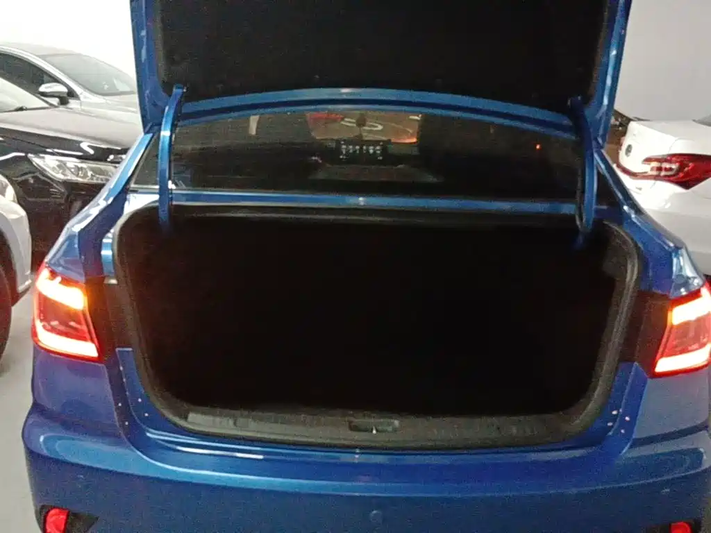 Changan Eado DT 2019 — фото 19