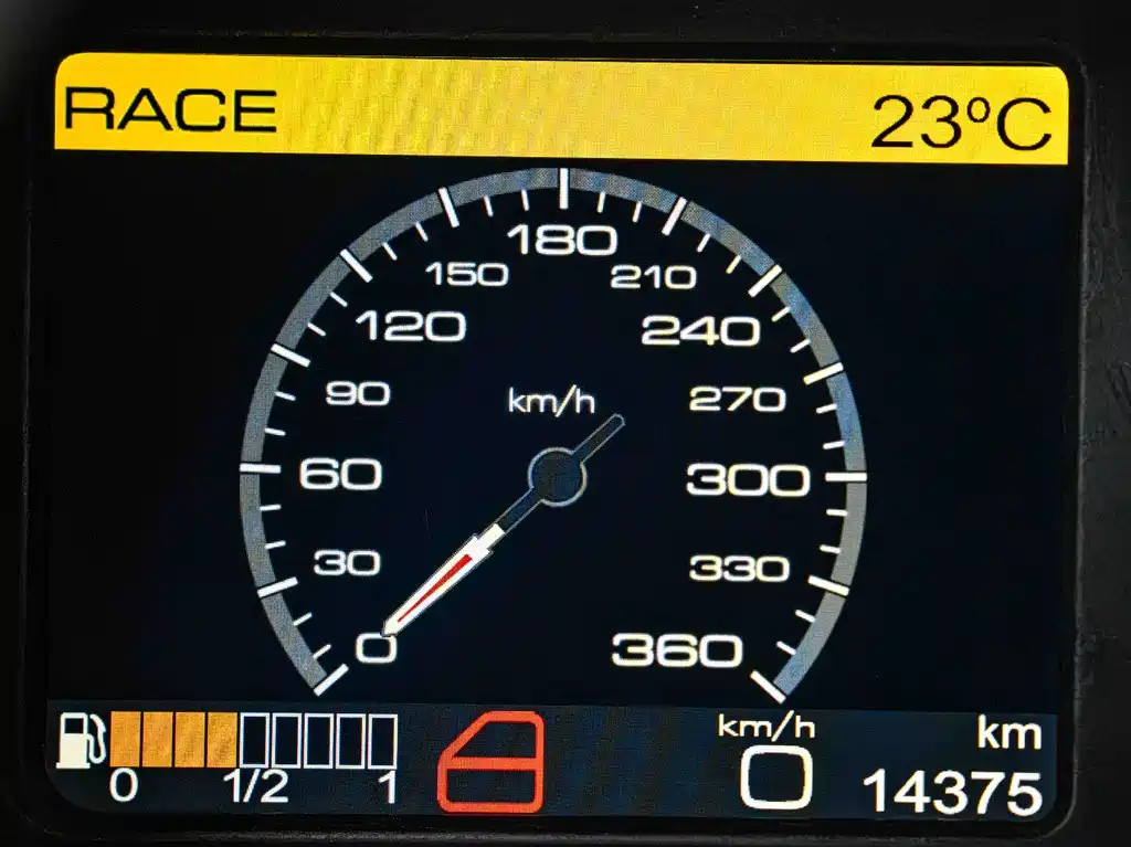 Ferrari F12berlinetta 2013 — фото 13