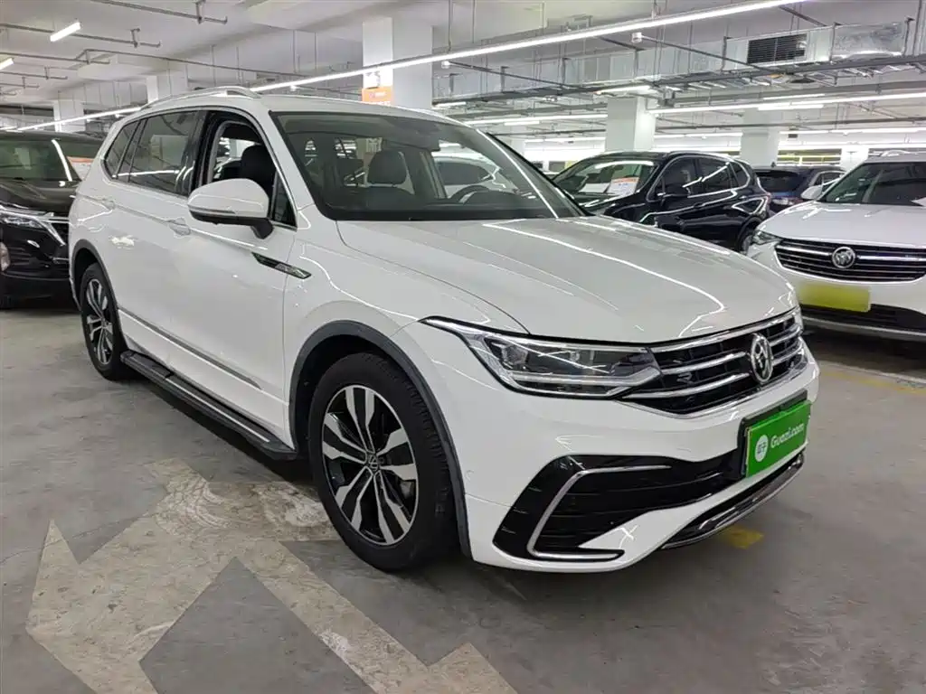 Volkswagen Tiguan L 2022 — фото 4