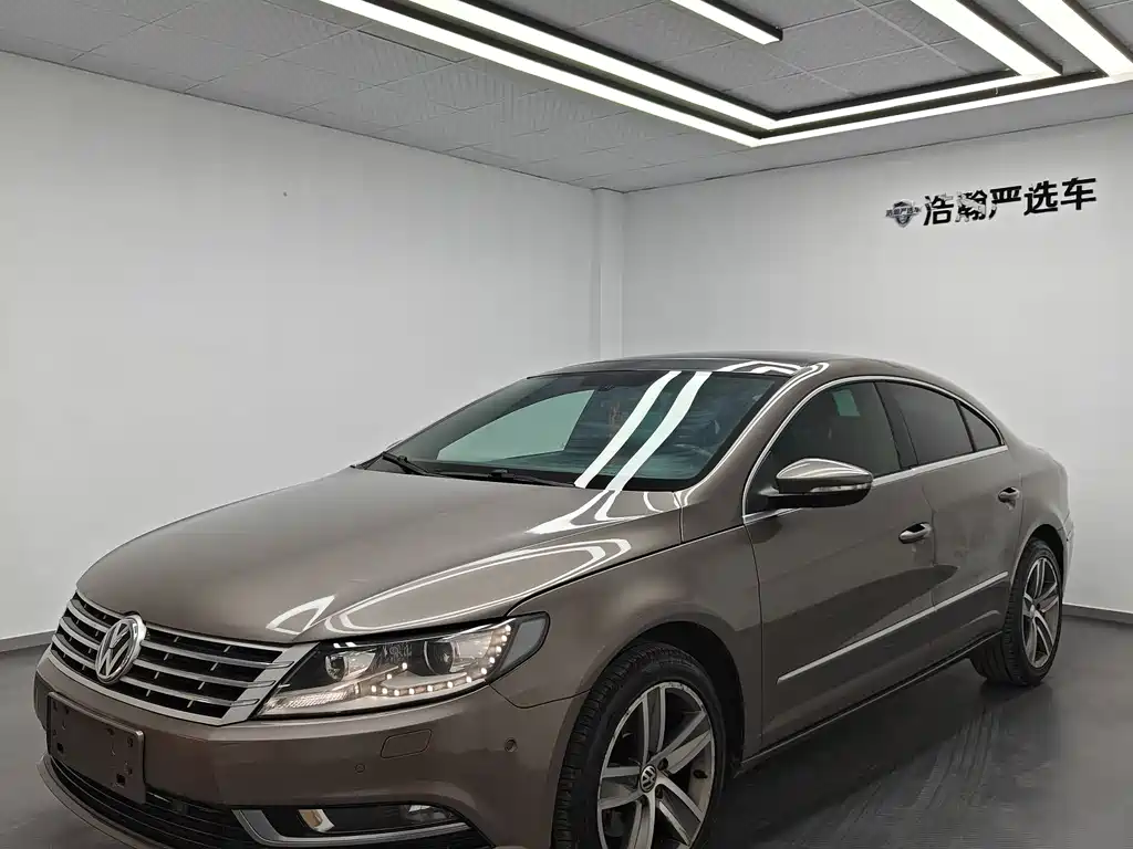 Volkswagen CC 2013 — фото 1