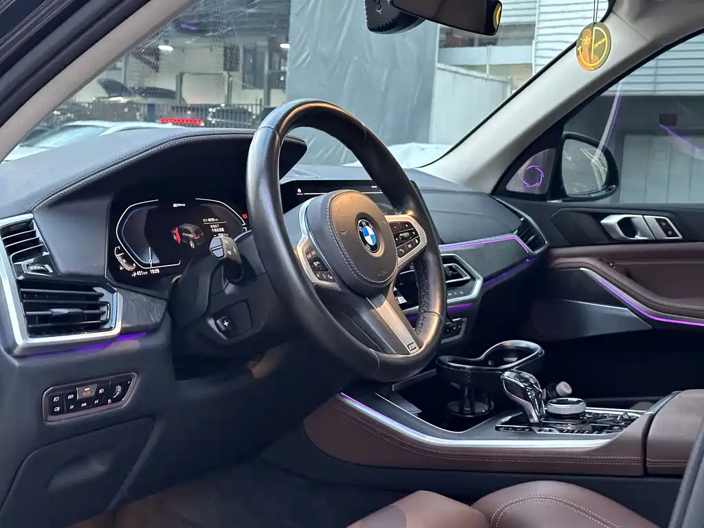 BMW X5 New Energy 2021 — фото 10