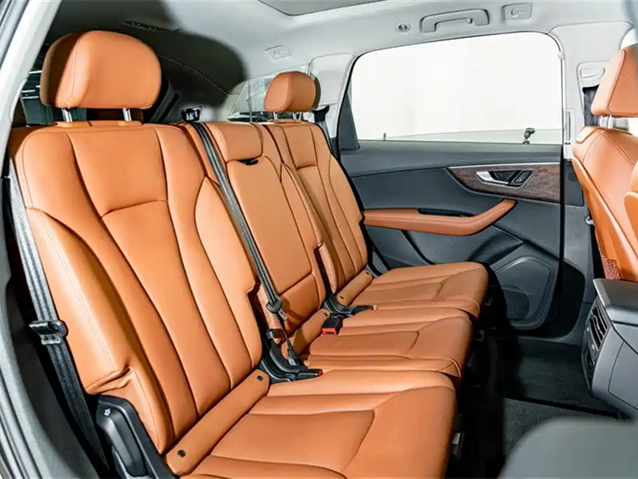 Audi Q7 2023 — фото 23