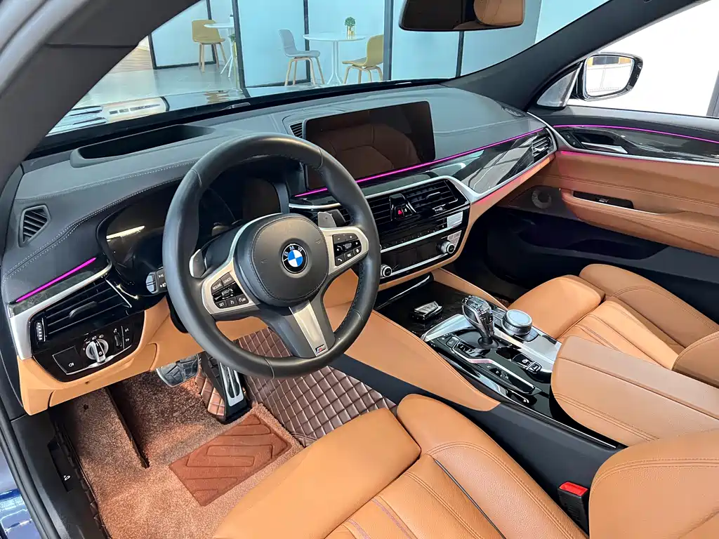 BMW 6 Series GT 2025 — фото 14