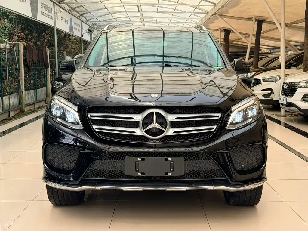 Mercedes-Benz GLE 2016