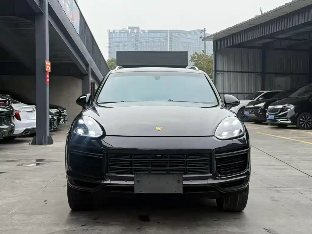 Porsche Cayenne 2015 — фото 4