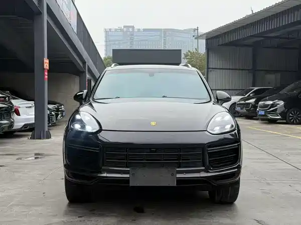 Porsche Cayenne 2015