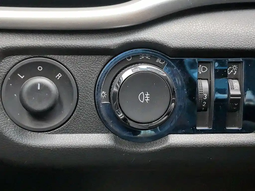 Buick Excelle 2016 — фото 21