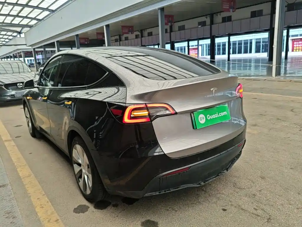 Tesla Model Y 2022 — фото 5