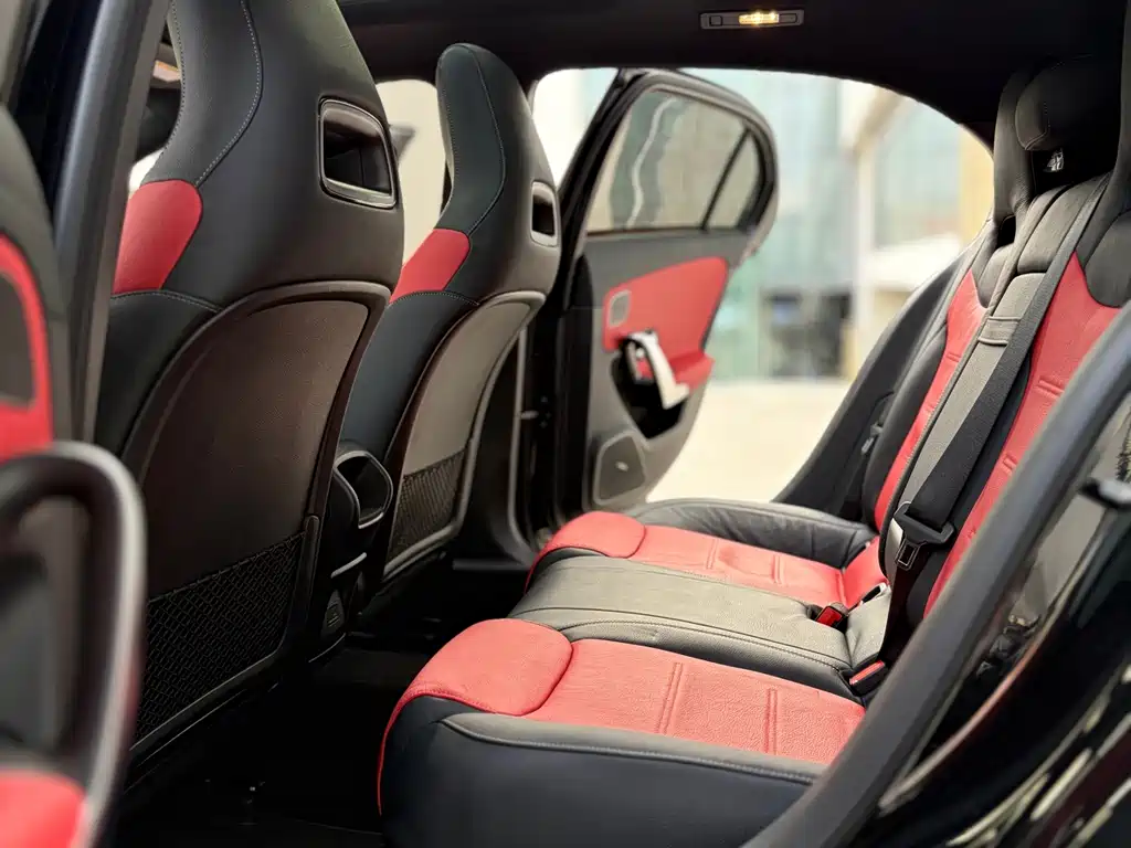 Mercedes-Benz A-Class AMG 2022 — фото 10