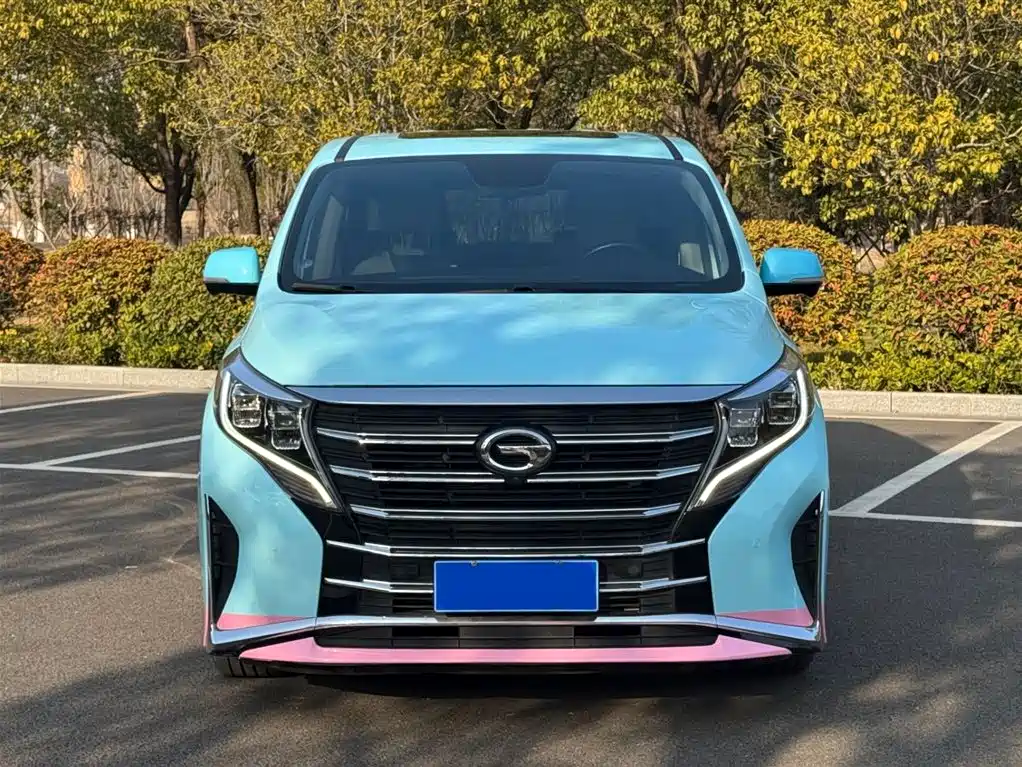 GAC Motor Trumpchi M8 2022 — фото 3