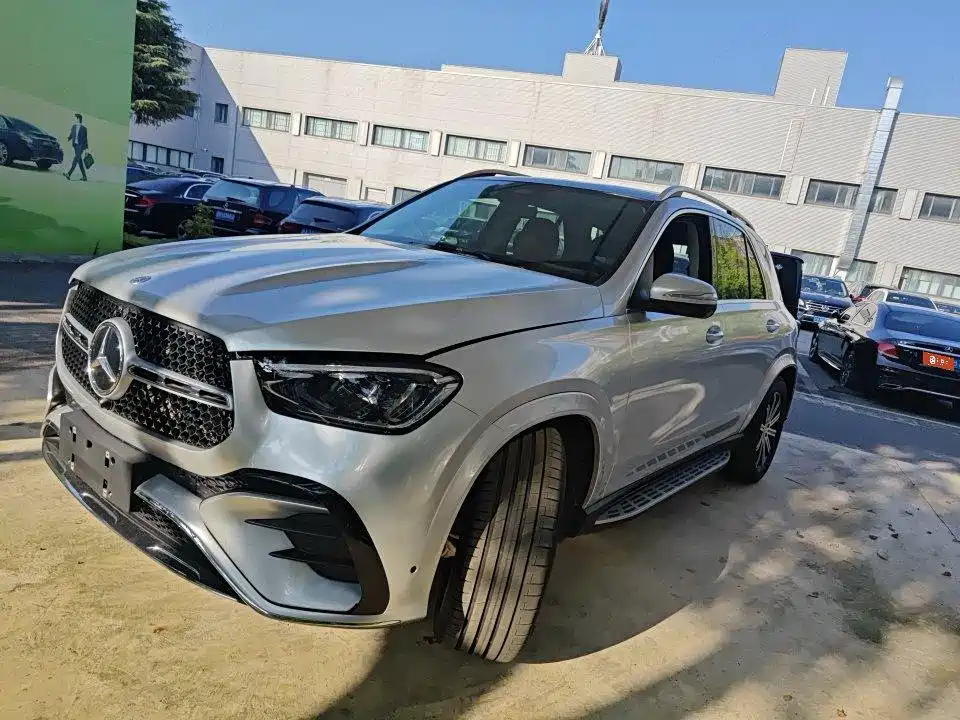 Mercedes-Benz GLE 2025