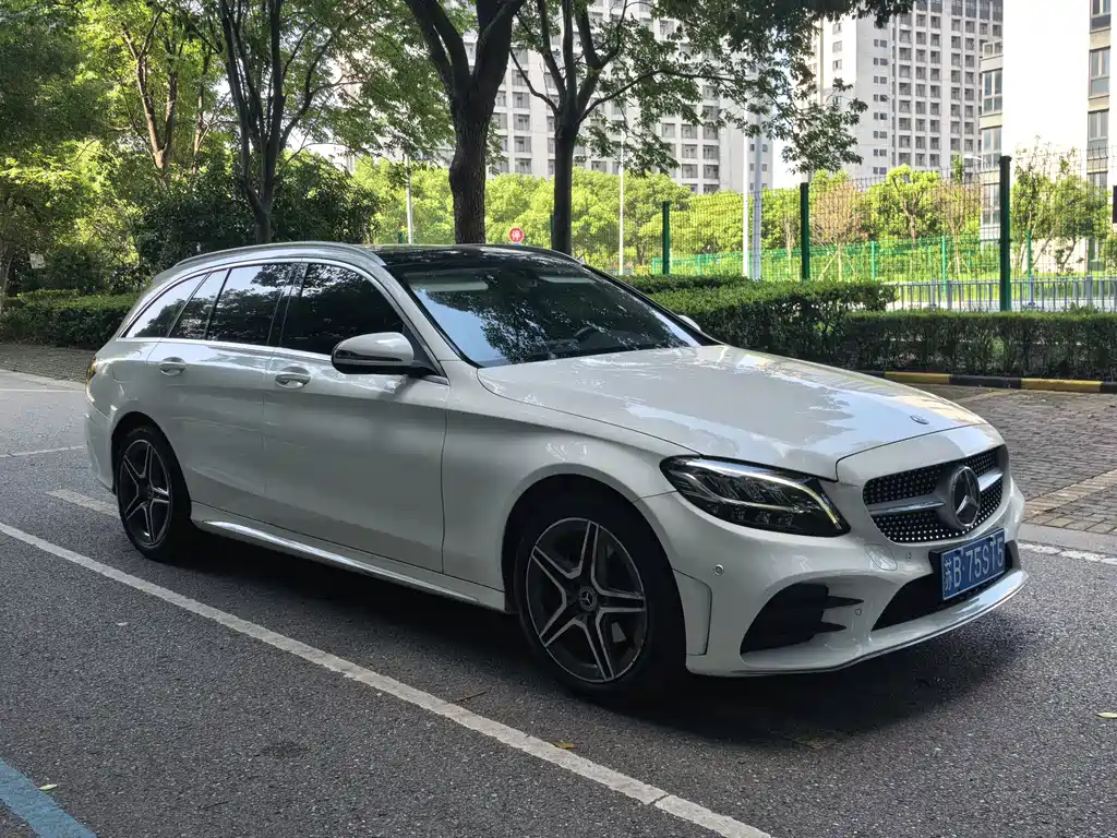 Mercedes-Benz C-Class 2021