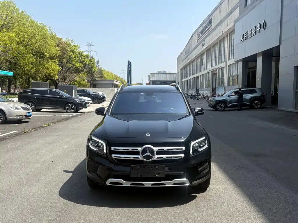 Mercedes-Benz GLB 2022 — фото 2