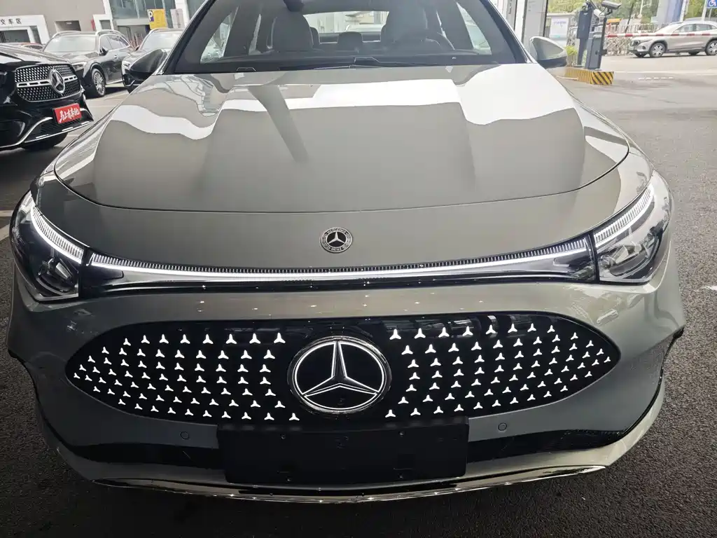 Mercedes-Benz CLA EV 2025 — фото 9