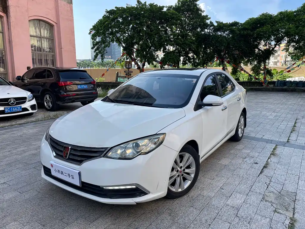 Roewe 360 2015