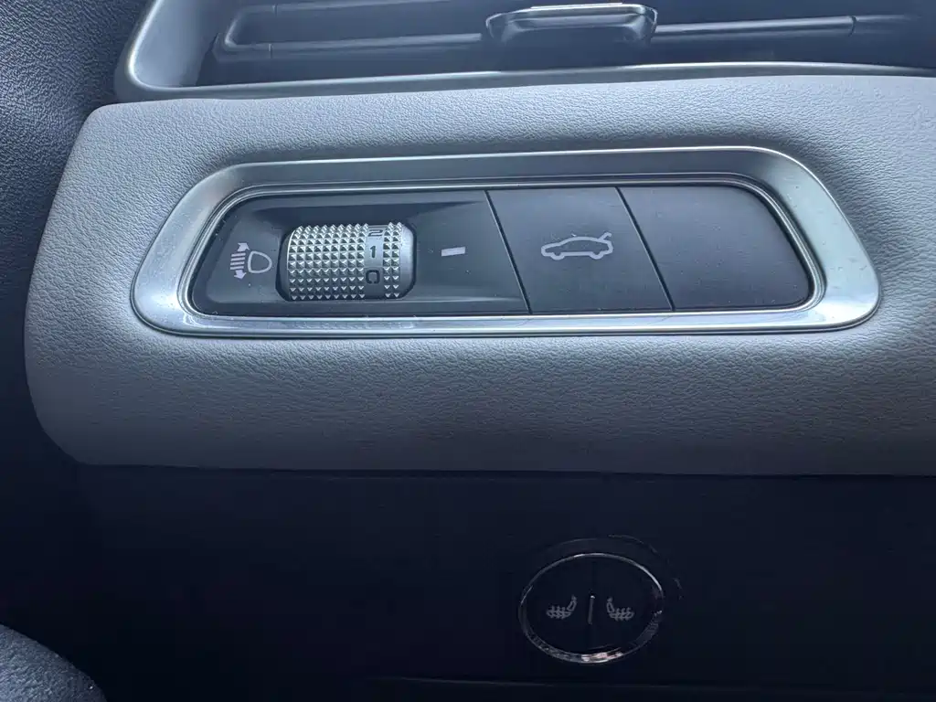 Geely Emgrand 2022 — фото 10