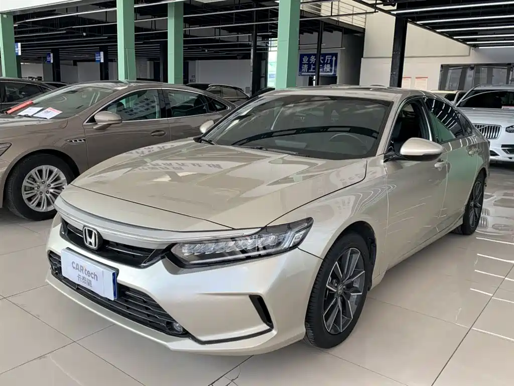 Honda Inspire 2022 — фото 1