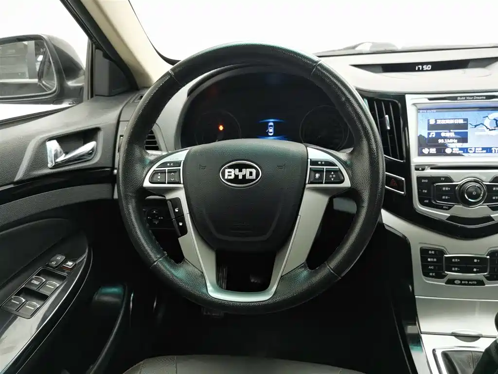 BYD Surui 2015 — фото 11