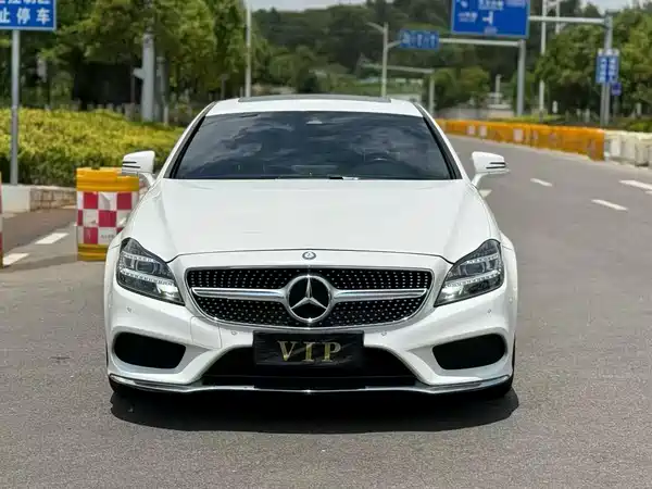 Mercedes-Benz CLS 2015