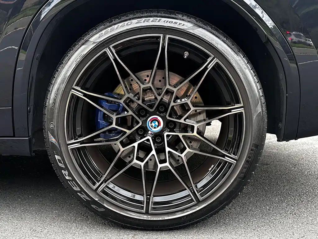 BMW X3 M 2023 — фото 19