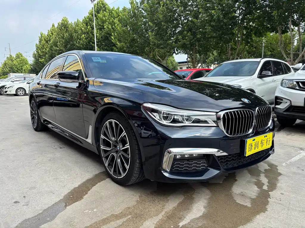 BMW 7 Series 2018 — фото 3
