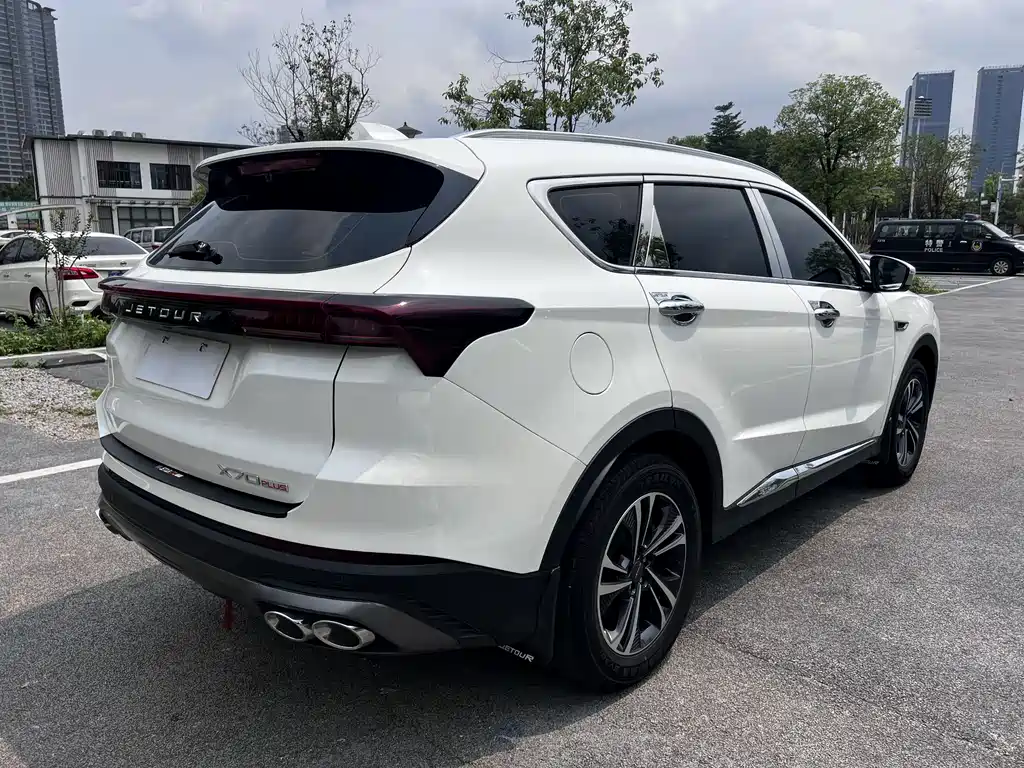 Jetour X70 PLUS 2021 — фото 13